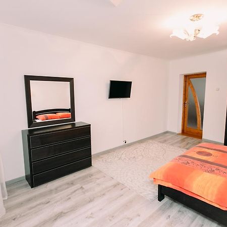 Apartments In Uzhgorod Room photo